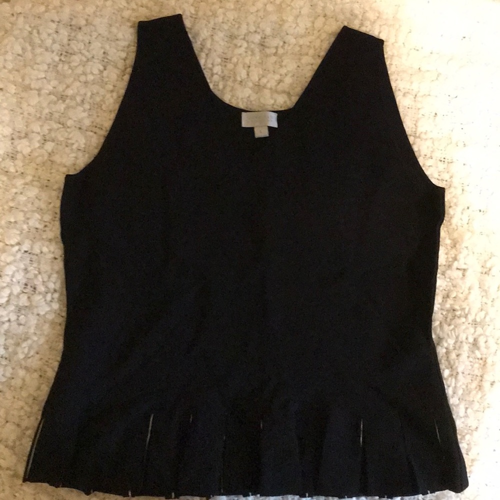 Black and white knit top